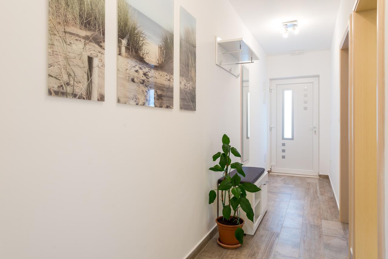 Helen Deluxe Apartment *